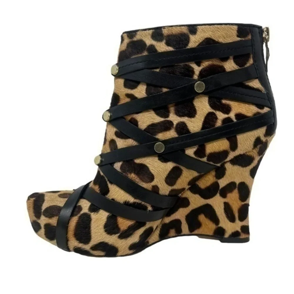 House Of Harlow Wedge Boots